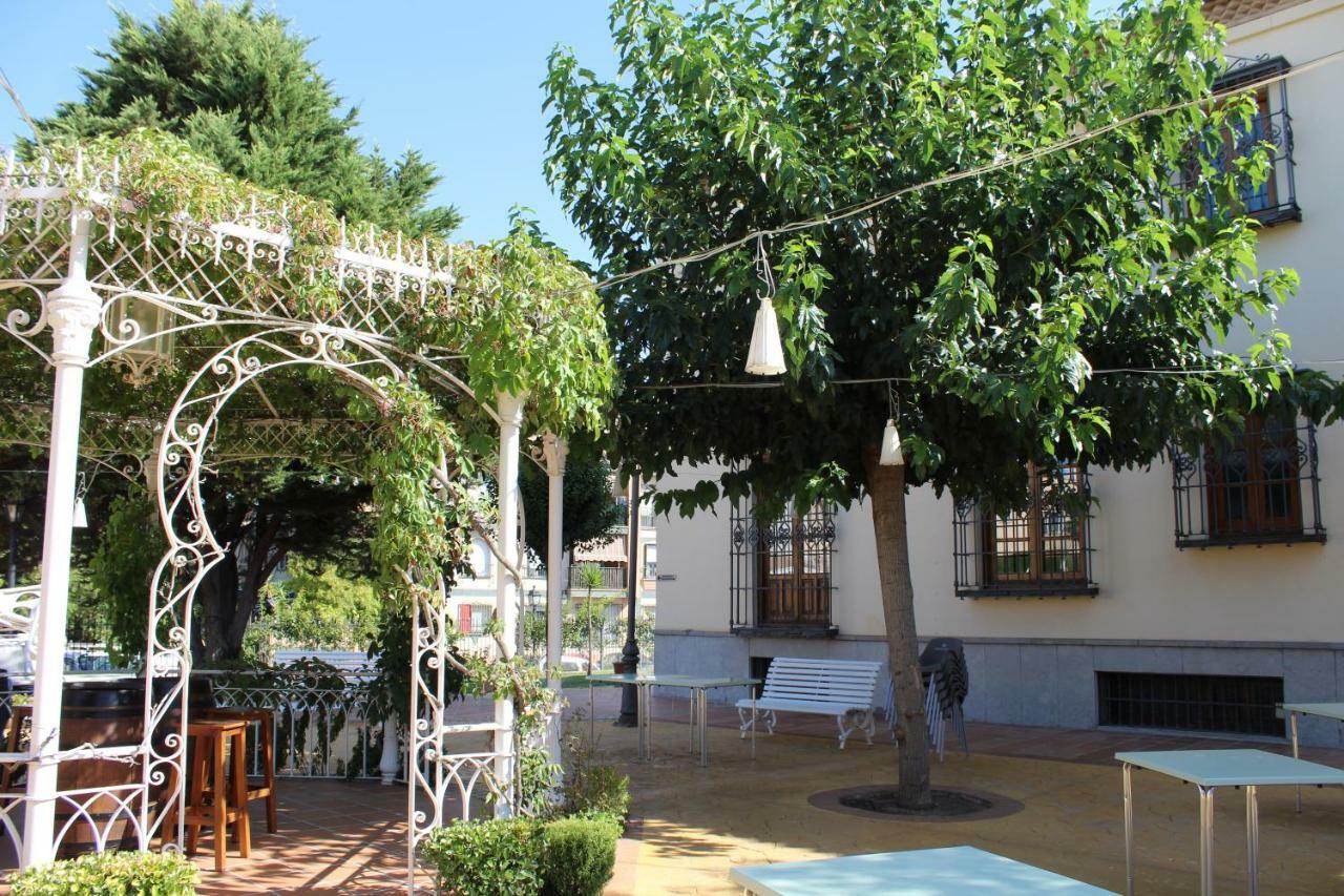 Hotel Boutique La Zubia ภายนอก รูปภาพ